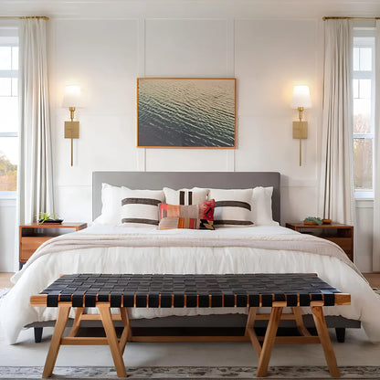 Classic Elegance Wall Light – Dimmable, 16 Colours & Rechargeable