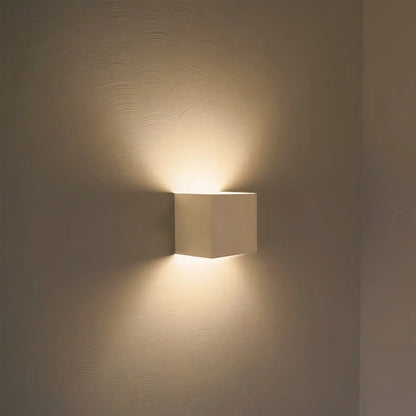 Adjustable Square Wall Light – Flexible Angle, Dimmable Light & Sleek Wall Lamp