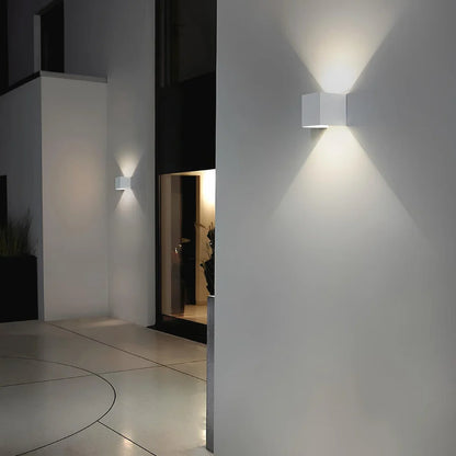 Adjustable Square Wall Light – Flexible Angle, Dimmable Light & Sleek Wall Lamp