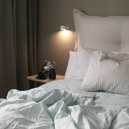 Cordless Wall Lamp – Rechargeable, Rotatable & Tool-Free Mounting