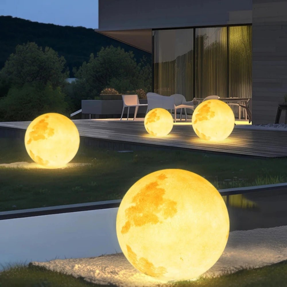 Color Chaning Moon Lamp for Garden - Solar Outdoor Light with Remote Control - Veliqo