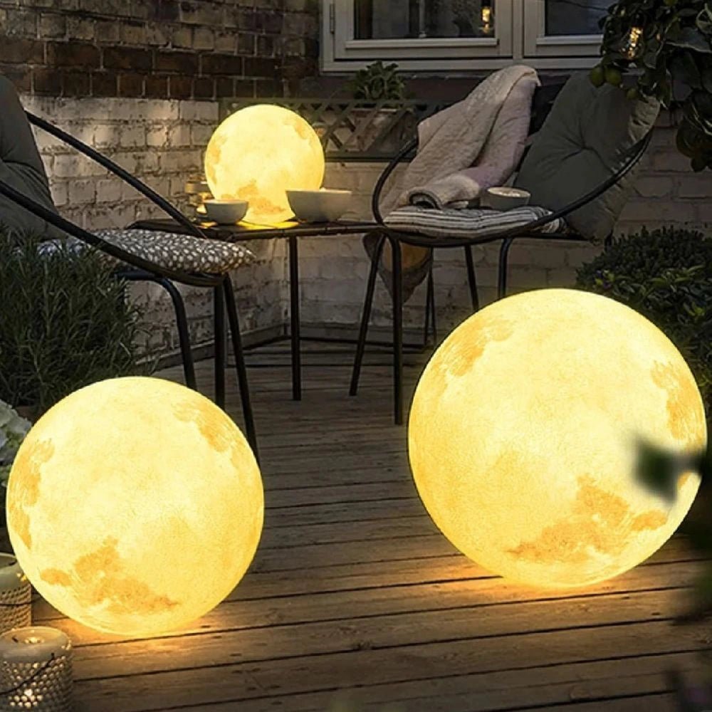 Color Chaning Moon Lamp for Garden - Solar Outdoor Light with Remote Control - Veliqo