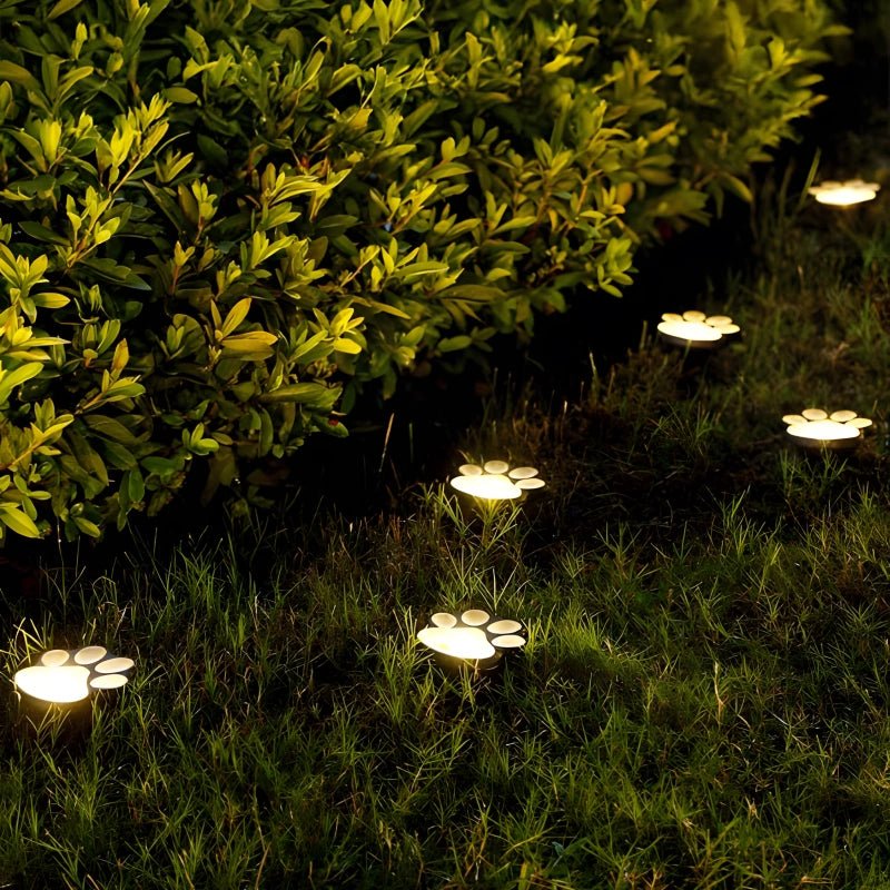 Outdoor Pawprint Lamps | Solar Powered Pet Light for Garden - Veliqo