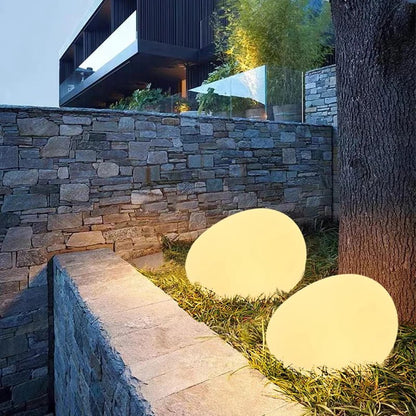 Stone Garden Lamp - Elegant Outdoor Lighting - Veliqo
