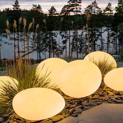 Stone Garden Lamp - Elegant Outdoor Lighting - Veliqo